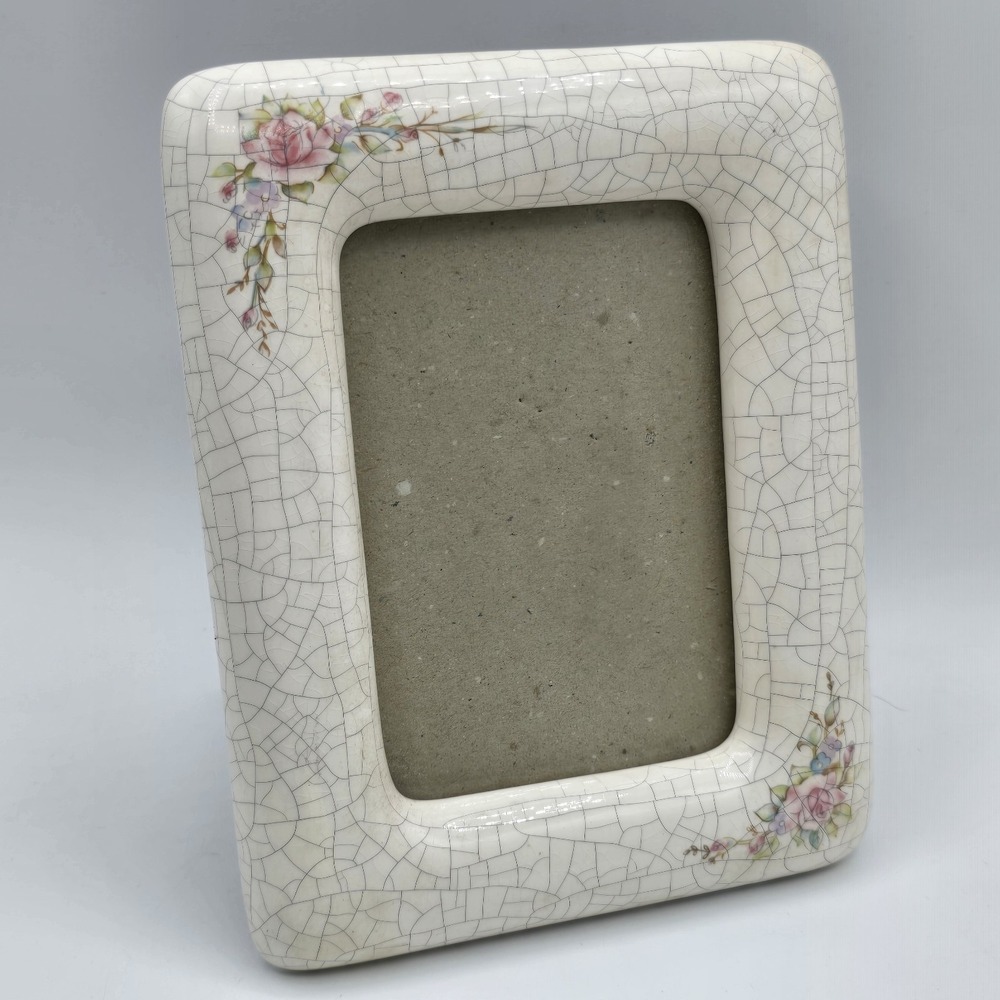 Vintage‎ Ceramic Photo Frame Picture Ivory Floral Shabby Chic 3 1/2 X 5 Crackle